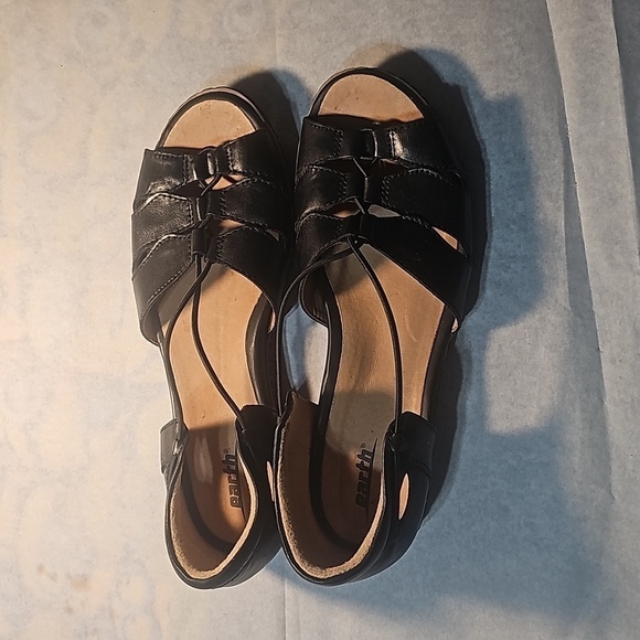 Women's Earth Sandals - Picture 1 of 8